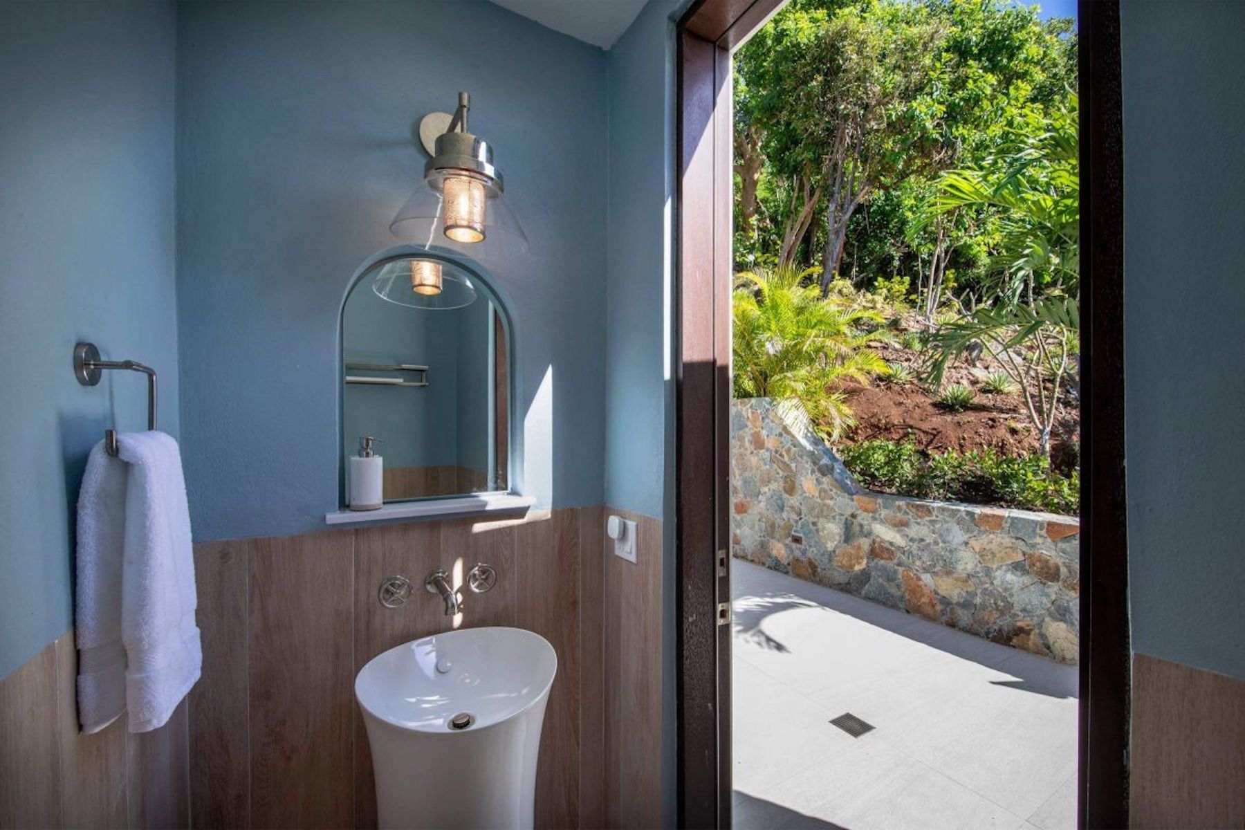 Kona Makai villa photo.